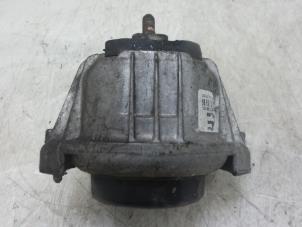 Used Engine mount BMW 1 serie (E81) 118d 16V Price on request offered by Bongers Auto-Onderdelen Zeeland