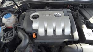 Used Gearbox Volkswagen Passat Variant (3C5) 2.0 TDI 140 Price on request offered by Bongers Auto-Onderdelen Zeeland