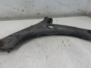 Used Front wishbone, left Skoda Yeti Price on request offered by Bongers Auto-Onderdelen Zeeland