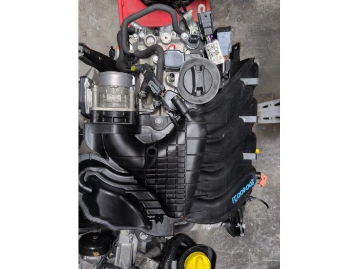 Used Engine Dacia Duster (HS) 1.6 SCe 115 16V LPG Price € 2.100,00 Margin scheme offered by Autodemontagebedrijf van Boxtel