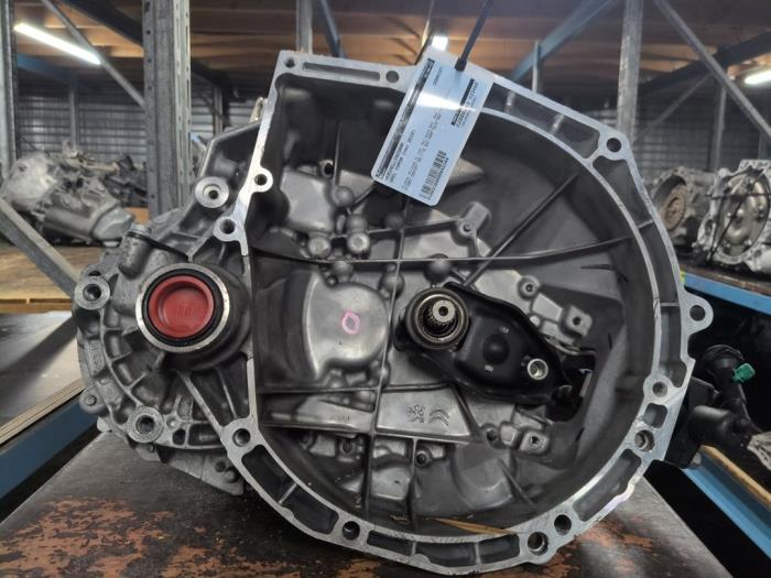Gebrauchte Getriebe Opel Corsa F (UB/UH/UP) 1.2 12V 75 Preis € 420,00 Margenregelung angeboten von Autodemontagebedrijf van Boxtel