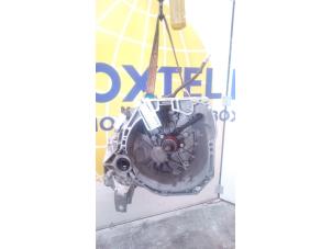 Used Gearbox Renault Megane IV (RFBB) 1.2 Energy TCE 100 Price on request offered by Autodemontagebedrijf van Boxtel