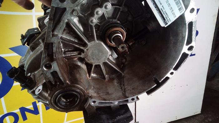 Gearbox from a Kia Picanto 2013