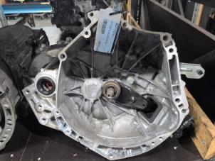 Getriebe van een Mazda 2 (DJ/DL) 1.5 SkyActiv-G 90 2019