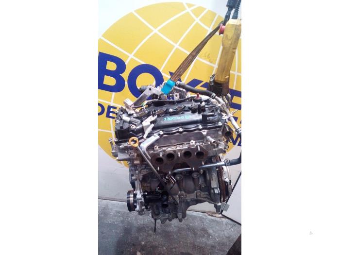 Motor van een Toyota Yaris III (P13) 1.5 16V Dual VVT-iE 2019