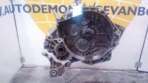 Used Gearbox Opel Astra Price on request offered by Autodemontagebedrijf van Boxtel