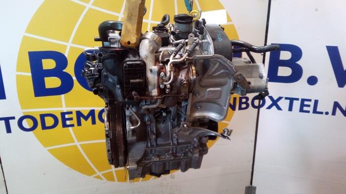 Motor from a Volkswagen Golf VII Variant (AUVV) 1.0 TSI 12V BlueMotion Technology 2018