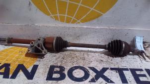Used Front drive shaft, right Renault Trafic (1FL/2FL/3FL/4FL) 1.6 dCi 90 Price on request offered by Autodemontagebedrijf van Boxtel