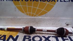 Used Front drive shaft, right Renault Trafic (1FL/2FL/3FL/4FL) Price on request offered by Autodemontagebedrijf van Boxtel