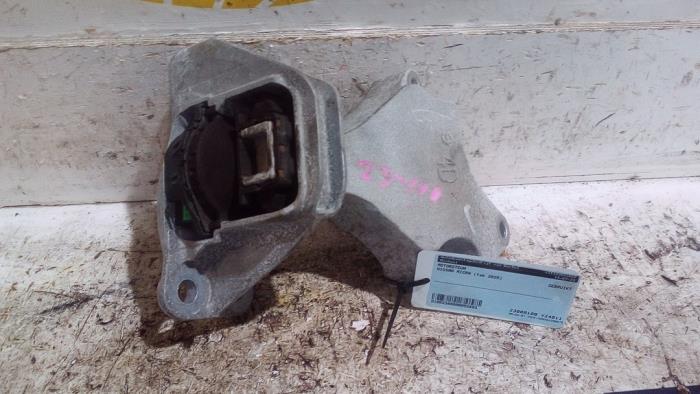 Usagé Support moteur Nissan Micra (K14) 1.0 IG-T 100 Prix sur demande proposé par Autodemontagebedrijf van Boxtel