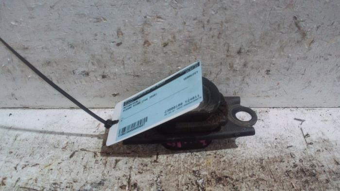 Usagé Support moteur Nissan Micra (K14) 1.0 IG-T 100 Prix sur demande proposé par Autodemontagebedrijf van Boxtel