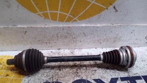 Used Front drive shaft, left Volkswagen Golf VII (AUA) e-Golf Price on request offered by Autodemontagebedrijf van Boxtel