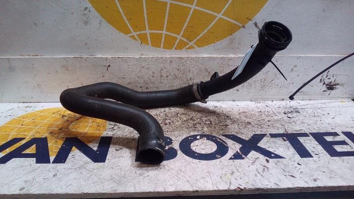 Usados Manguera intercooler Opel Grandland (X) 1.2 Turbo 12V Precio de solicitud ofrecido por Autodemontagebedrijf van Boxtel