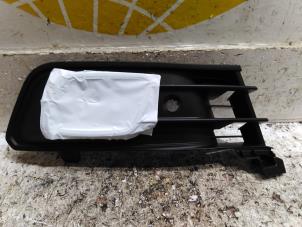 Used Fog light cover plate, right Renault Kangoo Price € 63,53 Inclusive VAT offered by Autodemontagebedrijf van Boxtel