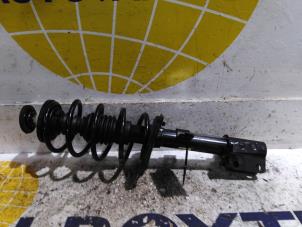 Used Front shock absorber rod, left Dacia Jogger Price € 127,05 Inclusive VAT offered by Autodemontagebedrijf van Boxtel