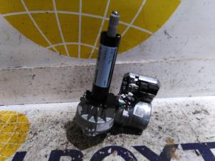 Used Steering column housing Volkswagen Polo V (6R) 1.2 TSI 16V BlueMotion Technology Price € 190,58 Inclusive VAT offered by Autodemontagebedrijf van Boxtel