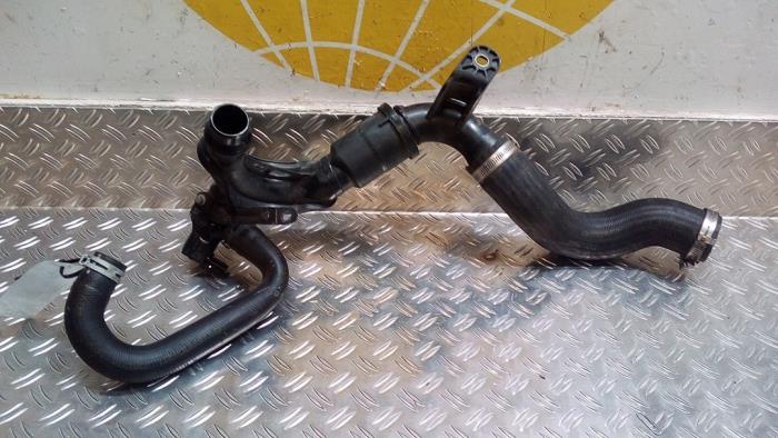 Turbo hose from a Ford C-Max (DXA) 1.0 Ti-VCT EcoBoost 12V 125 2018