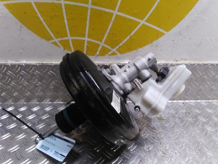 Usagé Servo frein MAN TGE 2.0 TDI Prix € 203,28 Prix TTC proposé par Autodemontagebedrijf van Boxtel