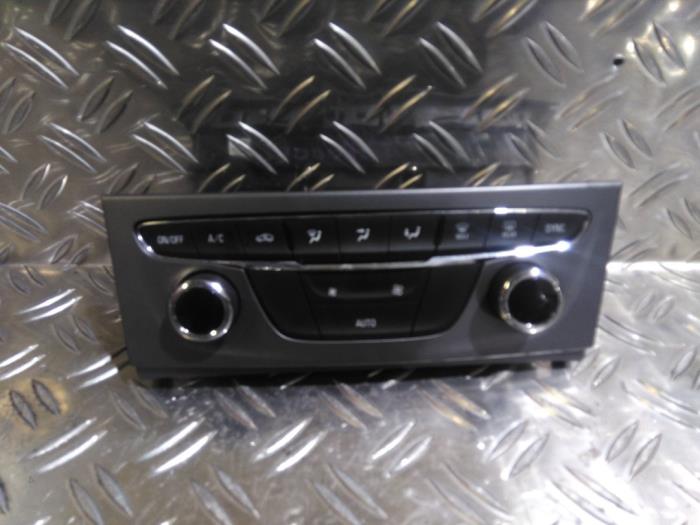 Begagnade Klimatpanel Opel Astra K Sports Tourer 1.5 CDTi 122 12V Pris € 50,82 Inklusive moms erbjuds av Autodemontagebedrijf van Boxtel
