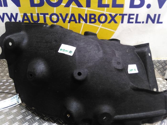 Używane Nadkole Renault Megane E-Tech (RCB) 60 kWh Cena € 35,57 Z VAT oferowane przez Autodemontagebedrijf van Boxtel