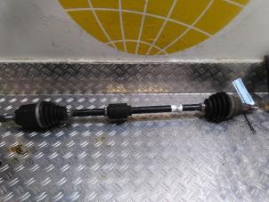 Used Front drive shaft, right Opel Corsa E 1.2 16V Price € 190,58 Inclusive VAT offered by Autodemontagebedrijf van Boxtel
