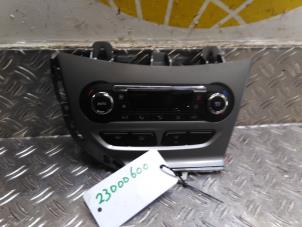 Gebrauchte Climatronic Panel Ford Focus 3 Wagon 1.0 Ti-VCT EcoBoost 12V 125 Preis € 50,82 Mit Mehrwertsteuer angeboten von Autodemontagebedrijf van Boxtel