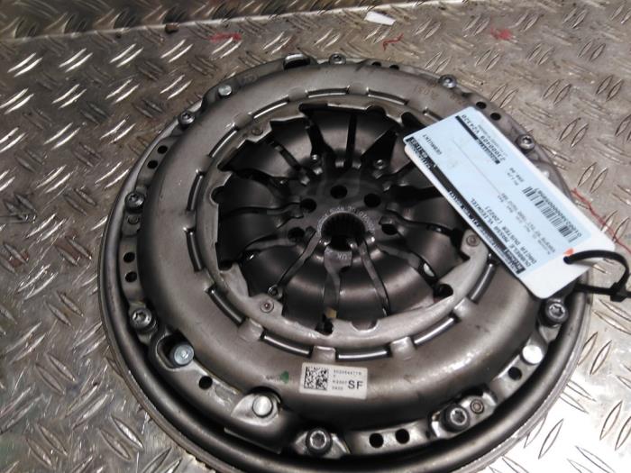 Dual mass flywheels with part number 302054477R stock