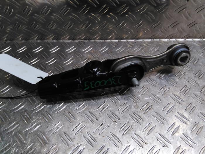 Engine mount from a Dacia Duster (SR) 1.0 TCE 100 Bi-Fuel, Eco-G 12V 2021