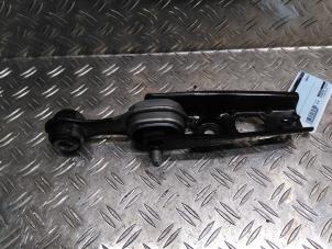 Engine mount from a Dacia Duster (SR) 1.0 TCE 100 Bi-Fuel, Eco-G 12V 2021