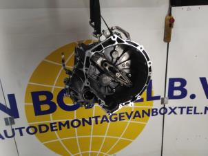 Used Gearbox Mini Mini (F56) 1.2 12V One, One First Price € 698,78 Inclusive VAT offered by Autodemontagebedrijf van Boxtel