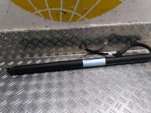 Used Rear gas strut, right Volkswagen Tiguan (AD1) 1.4 TSI 16V Price € 95,29 Inclusive VAT offered by Autodemontagebedrijf van Boxtel