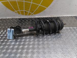 Used Front shock absorber rod, right Opel Corsa E Price € 127,05 Inclusive VAT offered by Autodemontagebedrijf van Boxtel