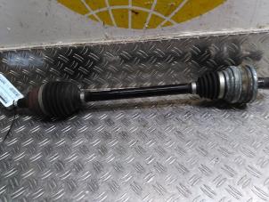 Used Drive shaft, rear left Volkswagen Tiguan (AD1) 2.0 TSI R 16V 4Motion Price € 222,34 Inclusive VAT offered by Autodemontagebedrijf van Boxtel