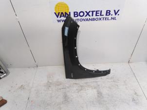 Used Front wing, right Skoda Karoq Price € 317,63 Inclusive VAT offered by Autodemontagebedrijf van Boxtel