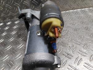 Startmotor från en Renault Master III (EV/HV/UV/VA/VB/VD/VF/VG/VJ) 2.3 dCi 145 16V FWD 2023