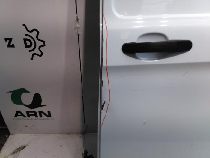 Sliding door, left from a Ford Transit Custom 2.2 TDCi 16V 2016