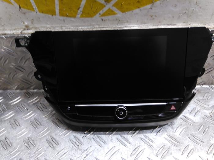 Navigation display from a Opel Corsa F (UB/UH/UP) 1.2 12V 75 2020