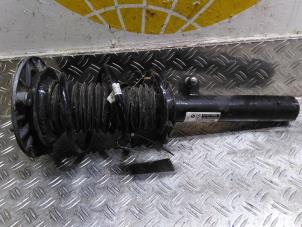 Used Front shock absorber rod, right Mini Mini (F56) 1.2 12V One, One First Price € 158,81 Inclusive VAT offered by Autodemontagebedrijf van Boxtel