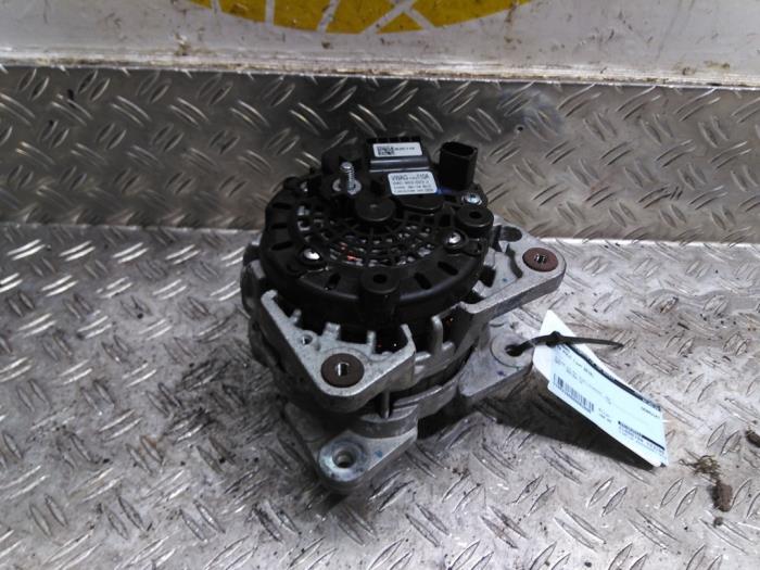 Begagnade Dynamo Volkswagen Polo VI (AW1) 1.0 MPI 12V Pris € 26,25 Marginaltabell erbjuds av Autodemontagebedrijf van Boxtel