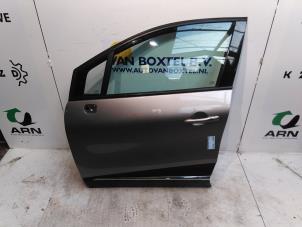 Used Door 4-door, front left Renault Captur (2R) 1.2 TCE 16V EDC Price € 571,73 Inclusive VAT offered by Autodemontagebedrijf van Boxtel