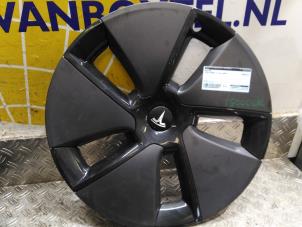 Used Wheel cover (spare) Tesla Model 3 EV AWD Price € 63,53 Inclusive VAT offered by Autodemontagebedrijf van Boxtel