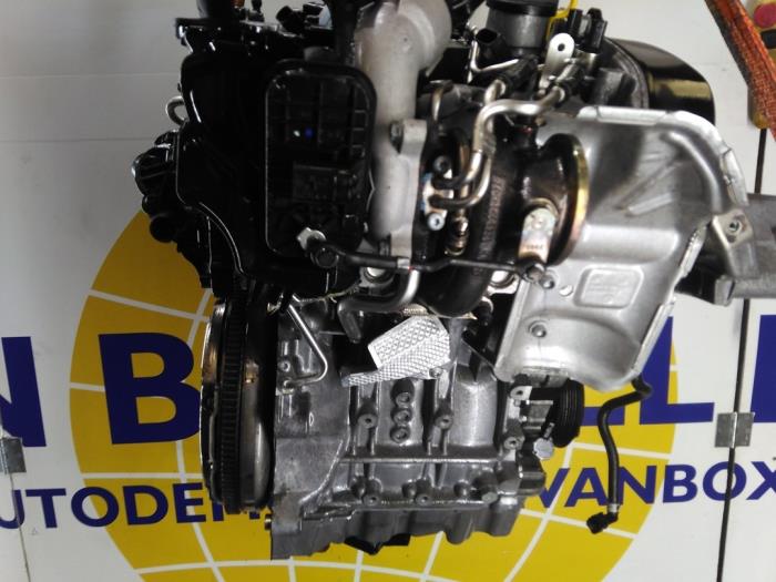 Engine from a Audi A3 Sportback (8VA/8VF) 1.0 TFSI 12V 2017