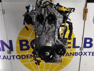 Gebrauchte Motor Renault Megane IV Estate (RFBK) 1.3 TCE 160 16V Preis € 2.223,38 Mit Mehrwertsteuer angeboten von Autodemontagebedrijf van Boxtel