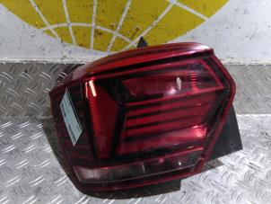 Used Taillight, left Volkswagen Polo VI (AW1) 1.0 MPI 12V Price € 127,05 Inclusive VAT offered by Autodemontagebedrijf van Boxtel