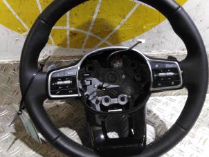 Used Steering wheel Kia Sorento IV (MQ4) Price € 508,20 Inclusive VAT offered by Autodemontagebedrijf van Boxtel