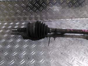 Used Front drive shaft, left Opel Astra K 1.0 Turbo 12V Price € 127,05 Inclusive VAT offered by Autodemontagebedrijf van Boxtel