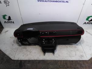 Usagé Set de airbag Citroen C3 (SX/SW) 1.2 Vti 12V PureTech Prix € 1.270,50 Prix TTC proposé par Autodemontagebedrijf van Boxtel