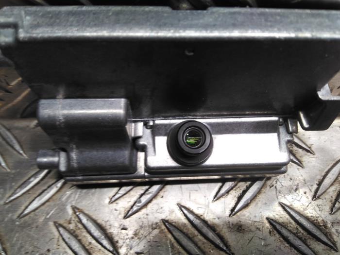 Kamera Vorderseite van een Volkswagen Golf VIII (CD1) 2.0 TDI SCR 2022