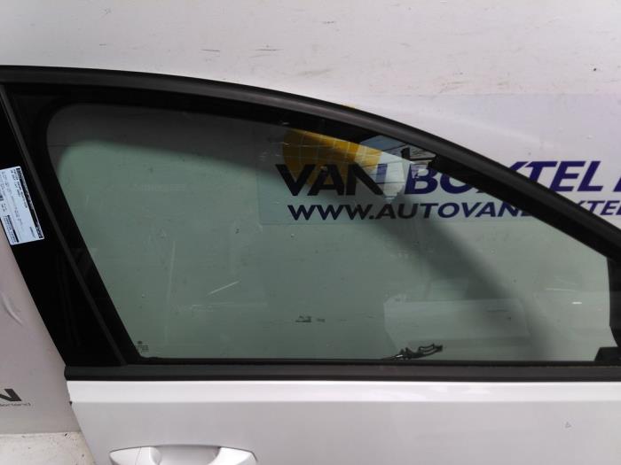 Portière 4portes avant droite d'un Volkswagen Golf VII (AUA) 1.4 GTE 16V 2020
