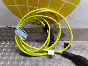 Usagé Câble de recharge électrique Volkswagen Tiguan (AD1) 1.4 TSI eHybrid 16V Prix € 190,58 Prix TTC proposé par Autodemontagebedrijf van Boxtel